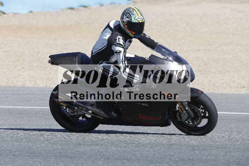 /Archiv-2024/02 29.01.-02.02.2024 Moto Center Thun Jerez/Gruppe gruen-green/134